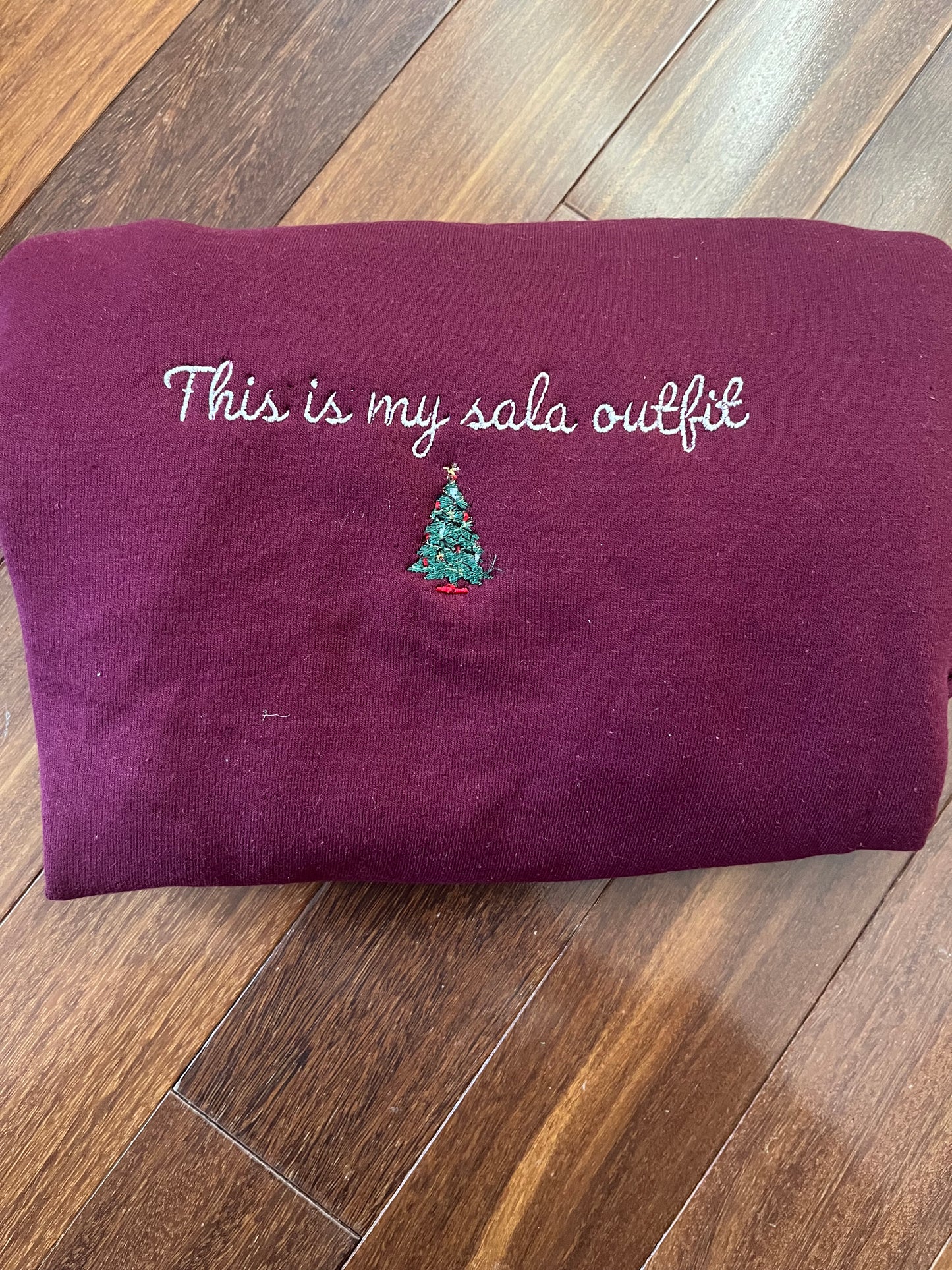 Sala Outfit Embroidered Holiday Crewneck Sweatshirt